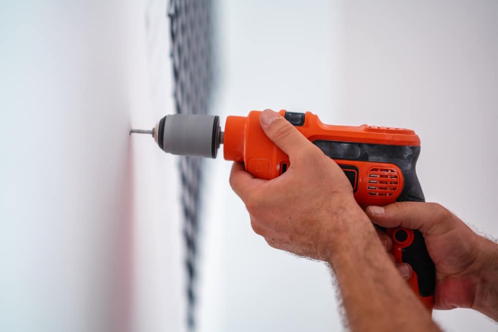 Electric Screwdriver vs Impact Driver