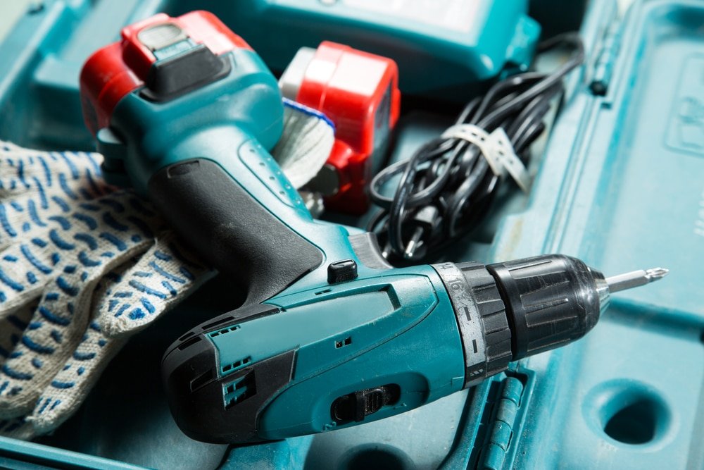 How to Make an Electric Screwdriver
