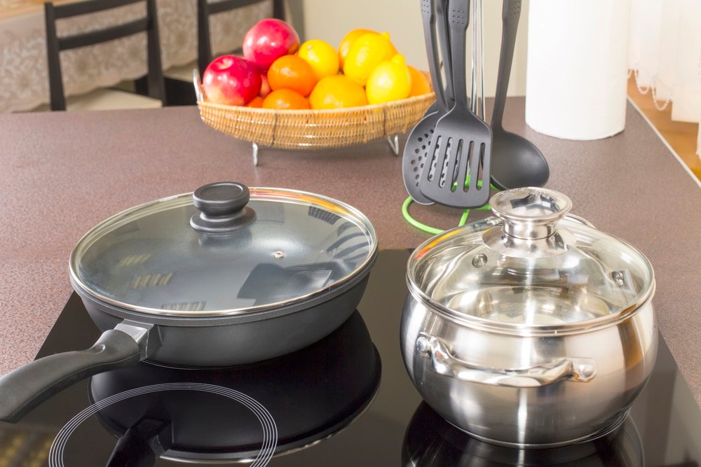 which is better a ceramic or an induction hob