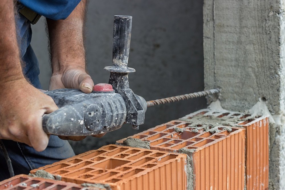 hammer drill vs impact driver