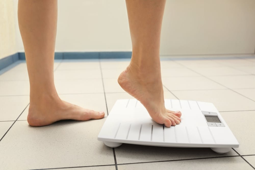 how do bathroom scales work