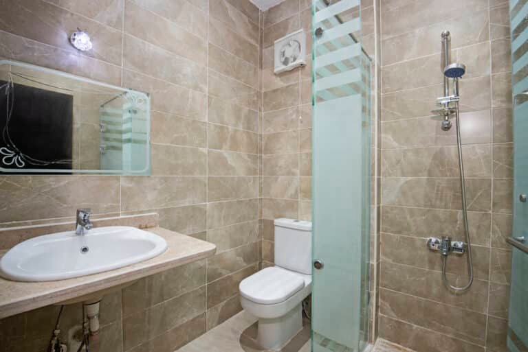 How Long Should You Let Your Bathroom Extractor Fan Run For? Get the Facts!