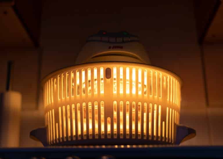 Learn How to Cook Jacket Potatoes in a Halogen Oven