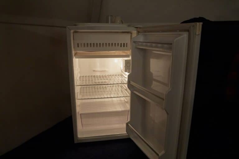 How to Make a Mini Fridge Colder: Tips & Tricks