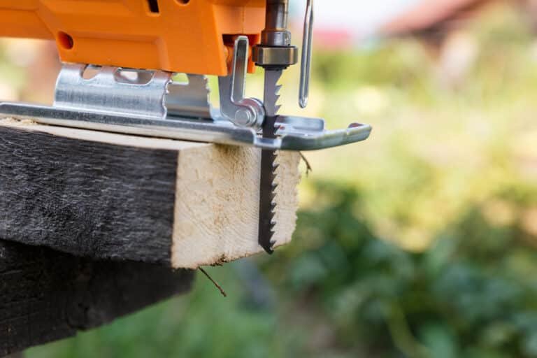 How to Stop Jigsaw Blades from Bending: A Sharp Guide