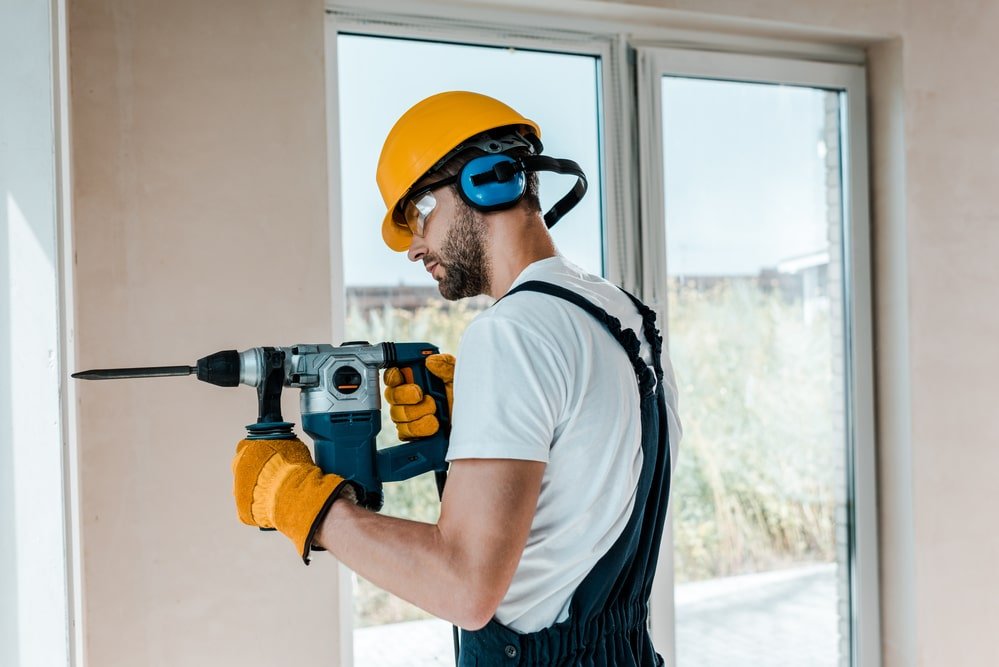 how to use a hammer drill as a screwdriver