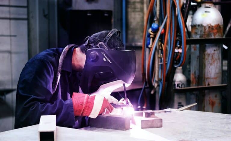 What Is the Difference Between a Mig and a Tig Welder?