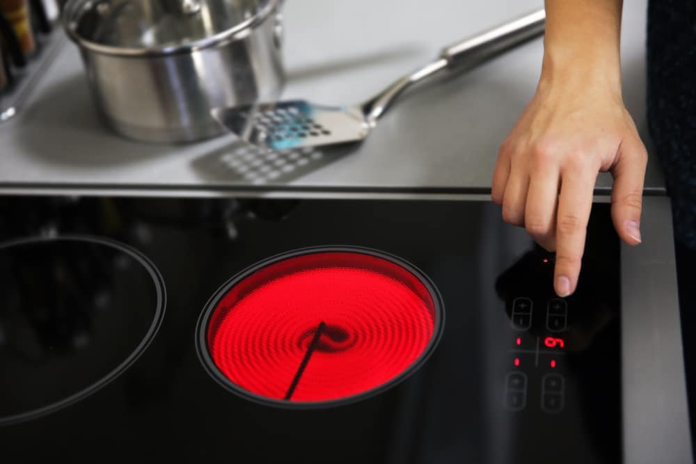 what can cause a ceramic hob to crack