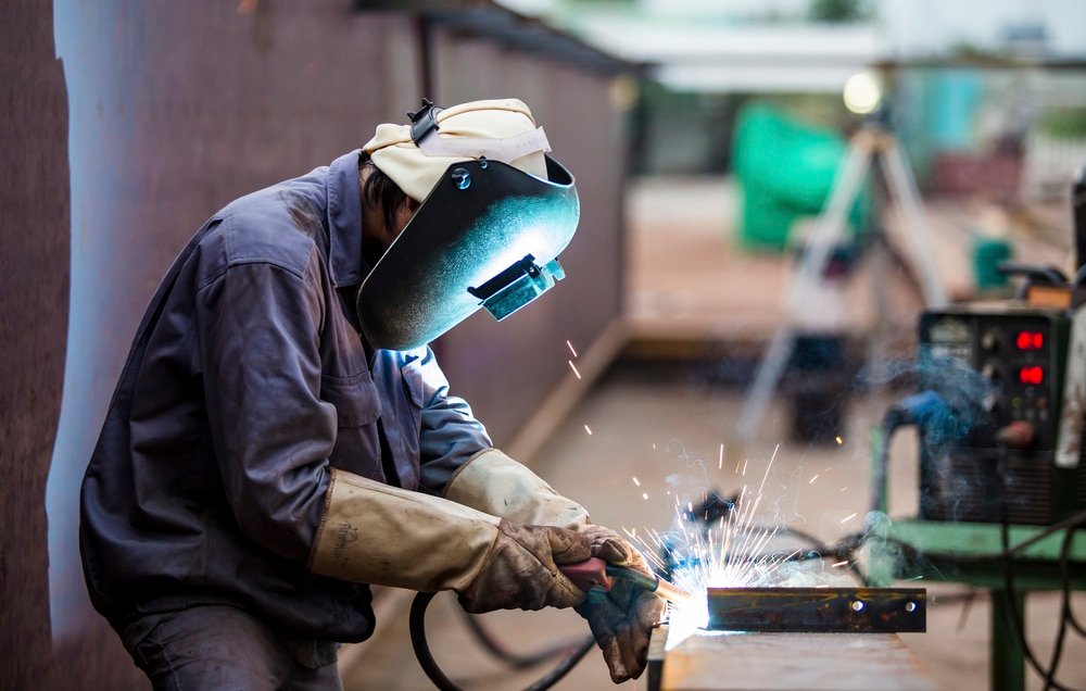 what gas does a mig welder use