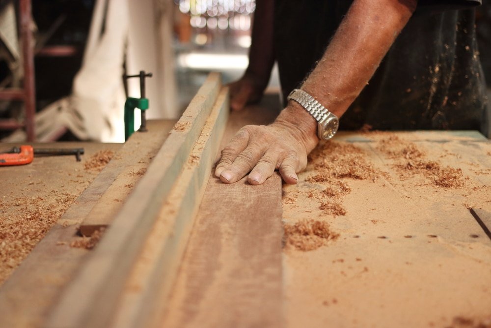 Can a Router Table Be Used as a Jointer
