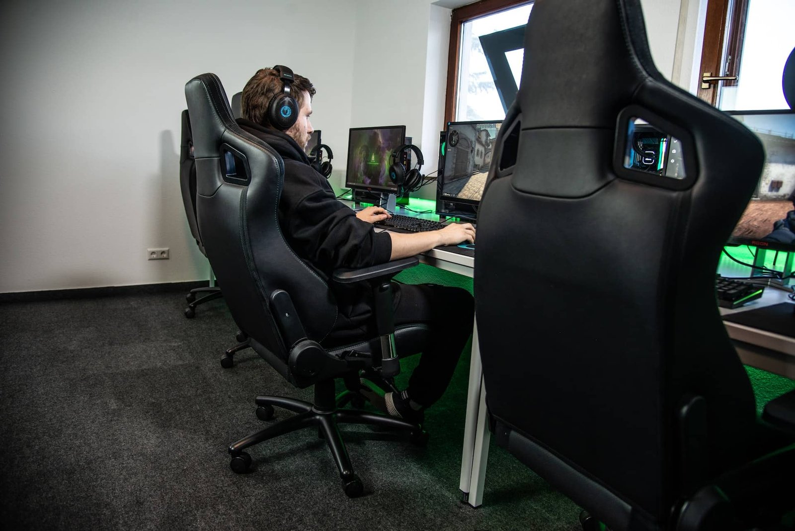 How Much Weight Can a Gaming Chair Hold