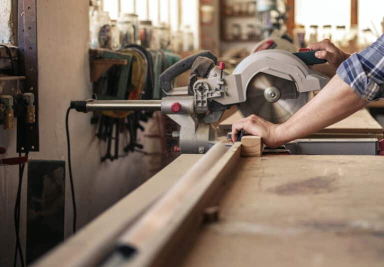 How to Build a Mitre Saw Bench: A Basic Guide for DIYers