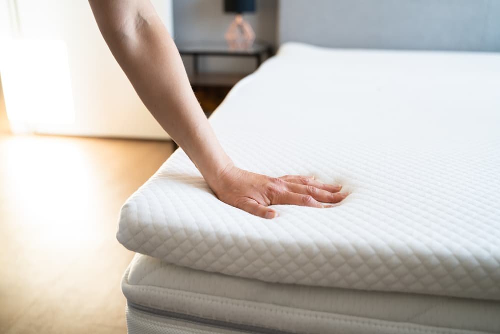 How to Compress a Memory Foam Mattress Topper