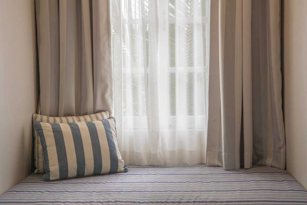 How to Decorate Blackout Curtains