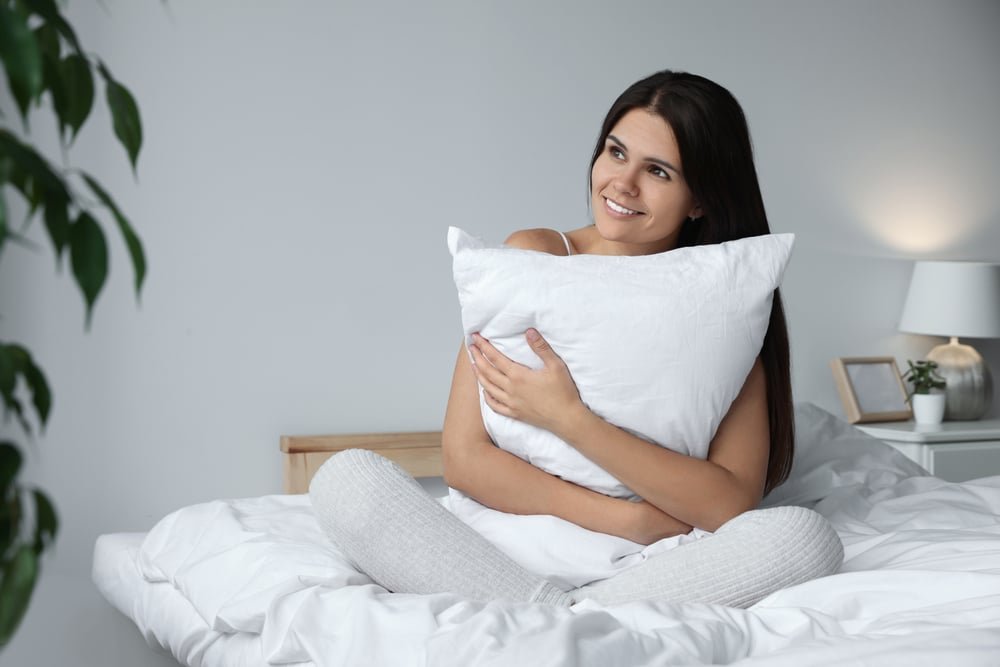 How to Make Pillows Fluffy Again