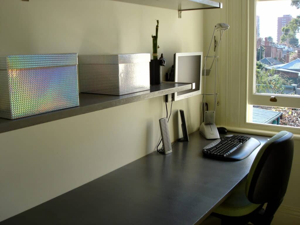 How to Make a Floating Desk