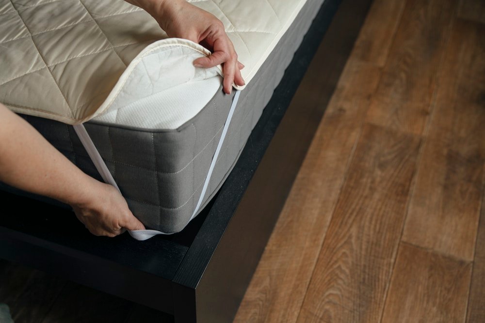 Mattress Pad vs Mattress Topper