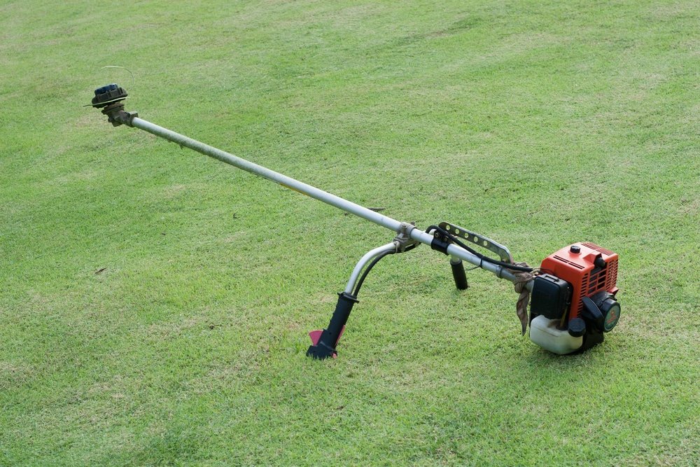 grass trimmer vs brush cutter