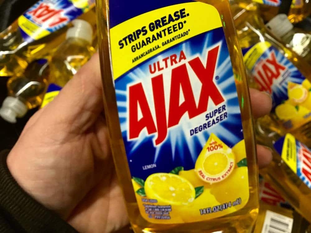 liquid detergent